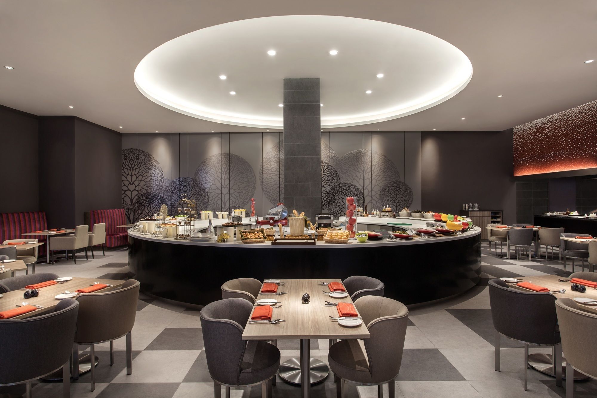Pullman Miri Waterfront Hotel Kültér fotó The restaurant